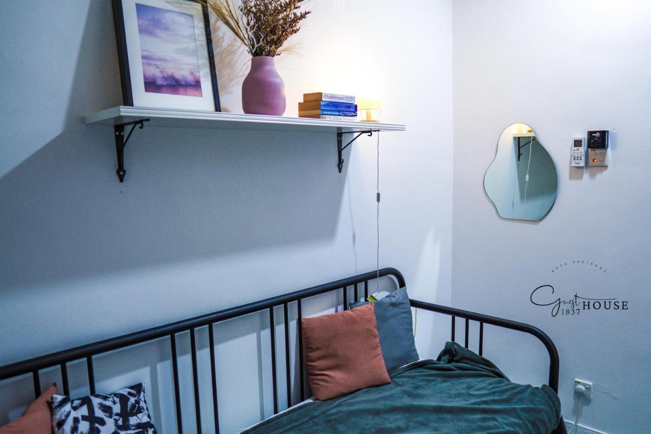 1837 Guest House @ Kota Bharu, Wifi Netflix Екстериор снимка